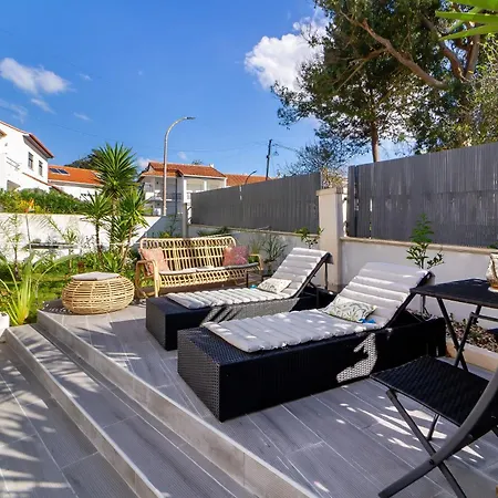 Pensión Oasis Nazaré